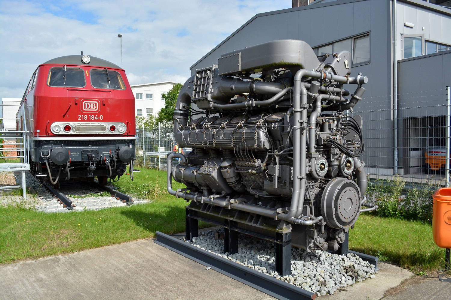 DB Fahrzeuginstandhaltung Motor BR 218 und BR 218-184 Konferenzraum